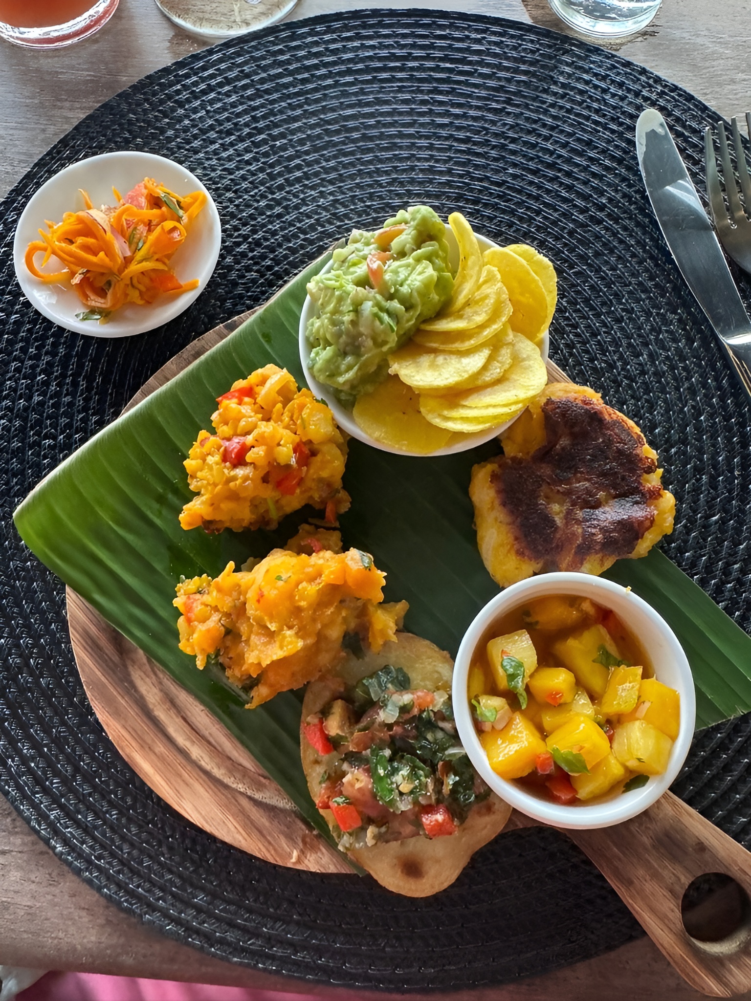 Colorful farm-to-table appetizer platter at Rancho Cielo Alto